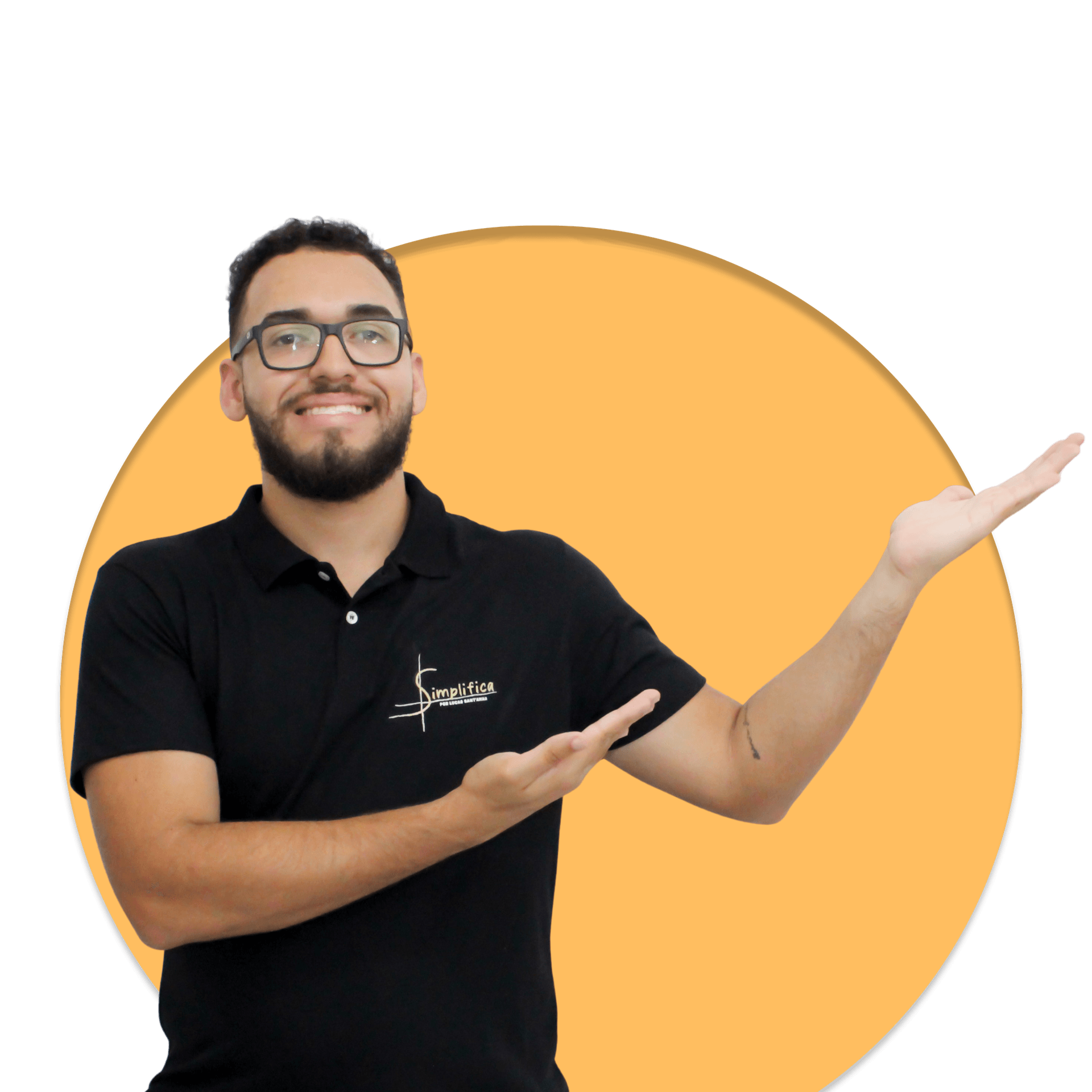 Lucas Sant'anna apontando para a mensagem principal